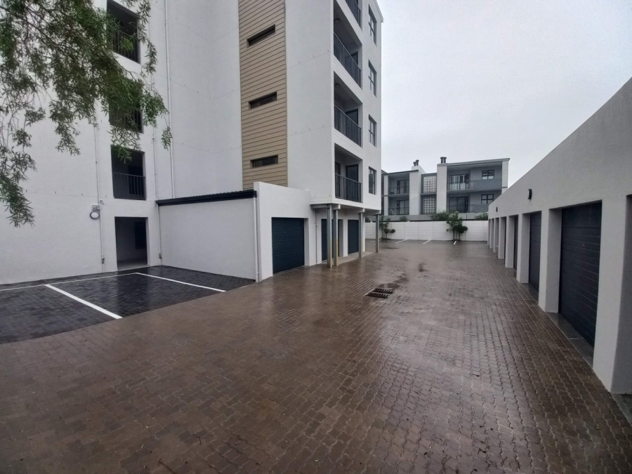 1 Bedroom Property for Sale in Table View Western Cape